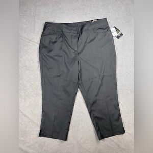 NWT PGA Tour Women’s Motion Flex 360 Stretch Golf Black Capris Sz 18 Retail $70